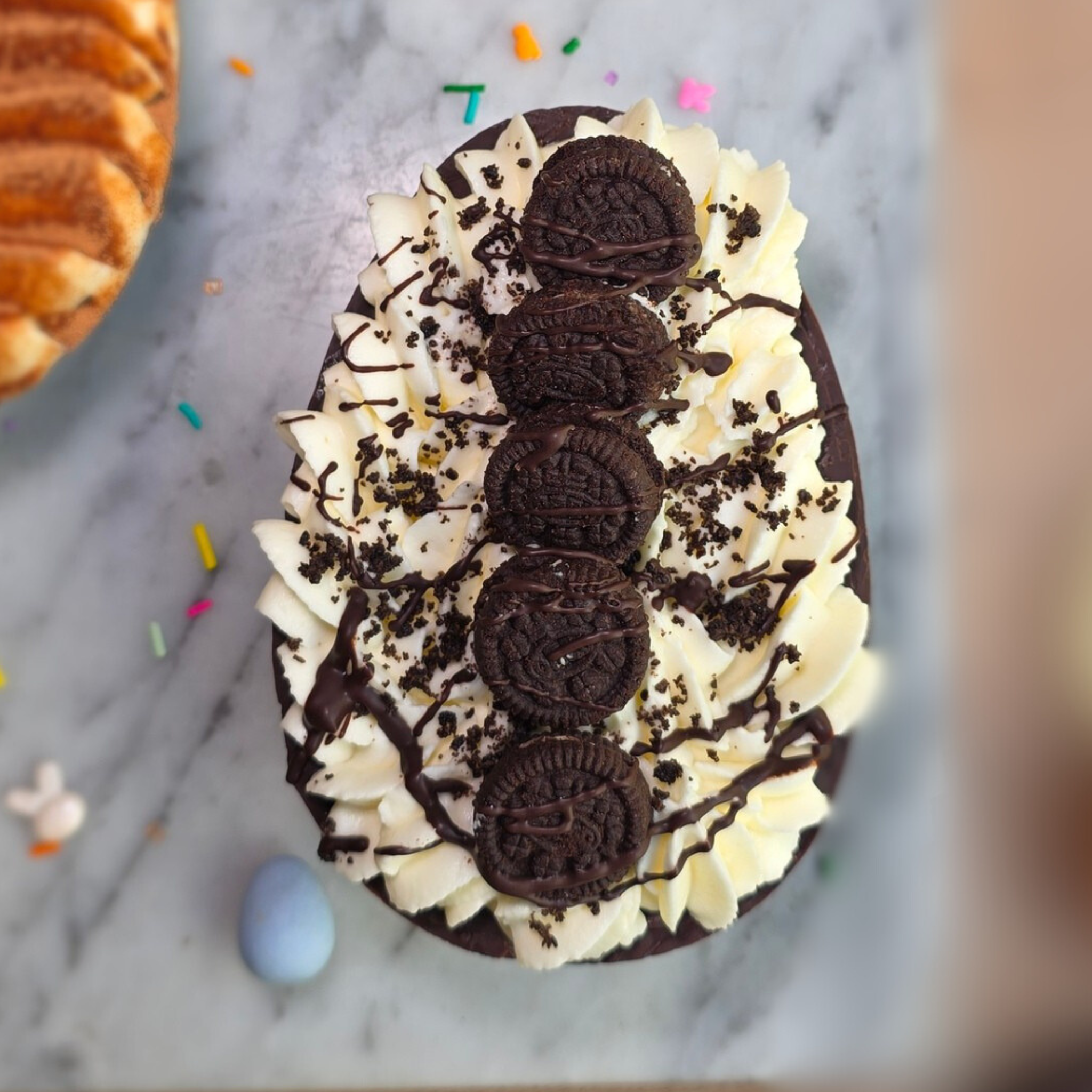 Huevo de Pascuas Relleno con deco de Oreos